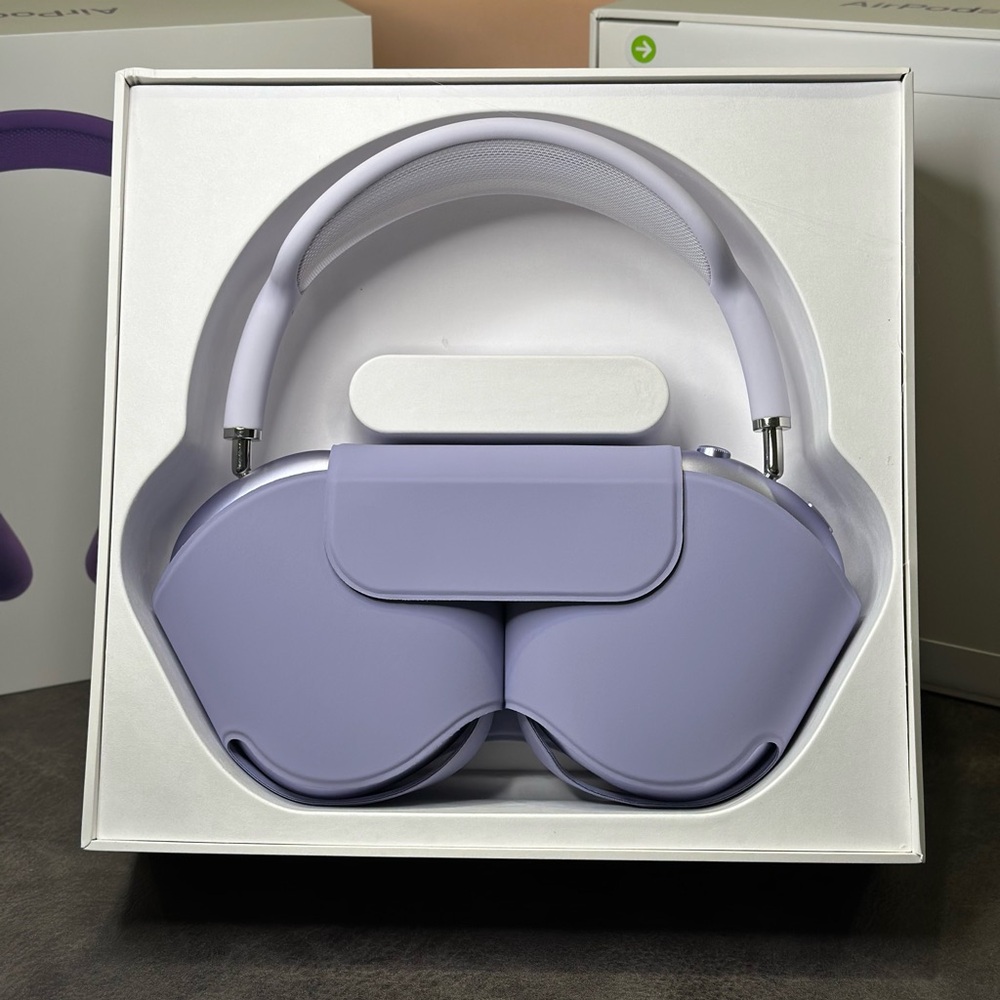 AirPods Max purple